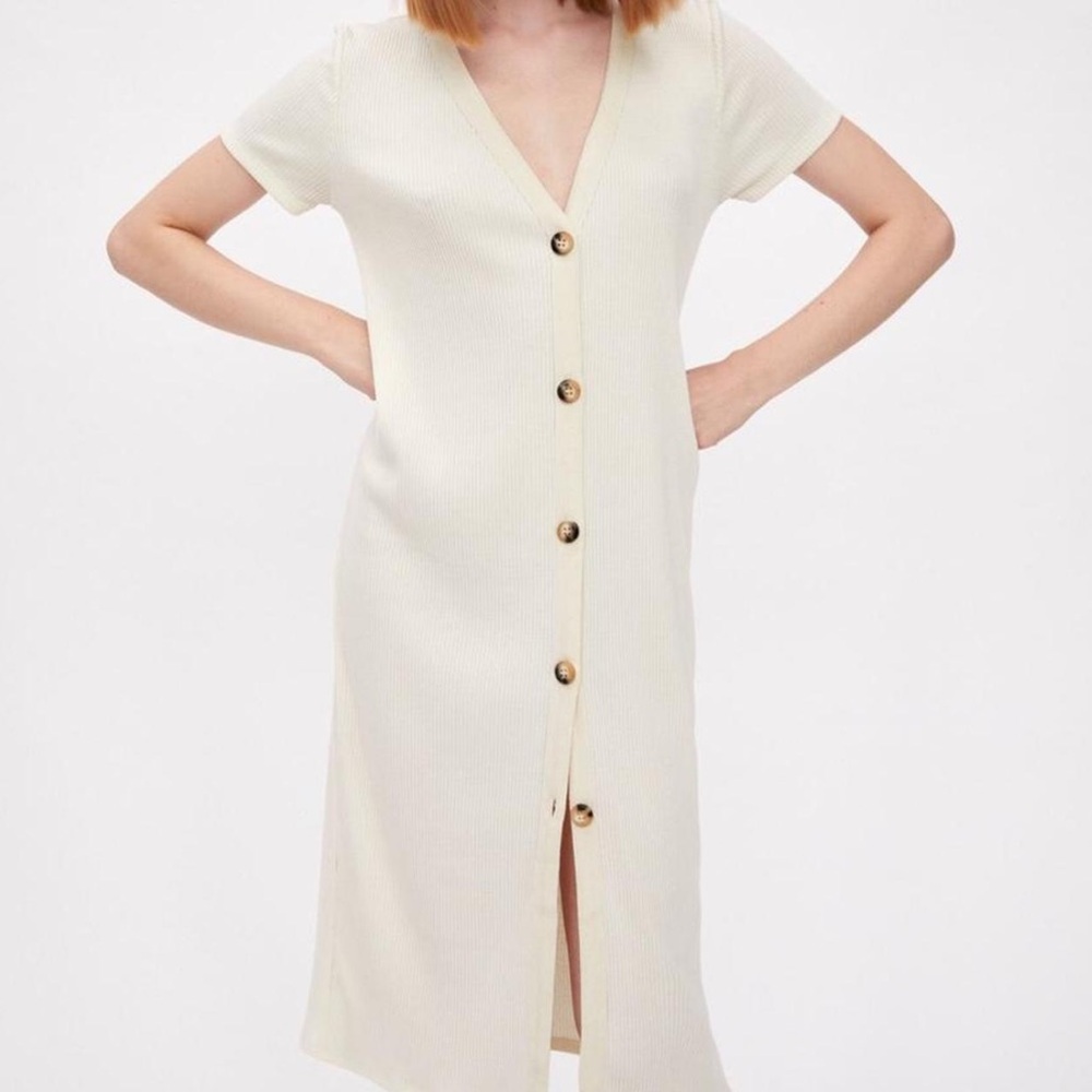ZARA : Midi Button Dress